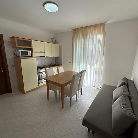 Residence Soleil - Agenzia Cocal Каорле Экстерьер фото