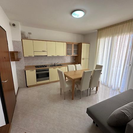 Residence Soleil - Agenzia Cocal Каорле Экстерьер фото